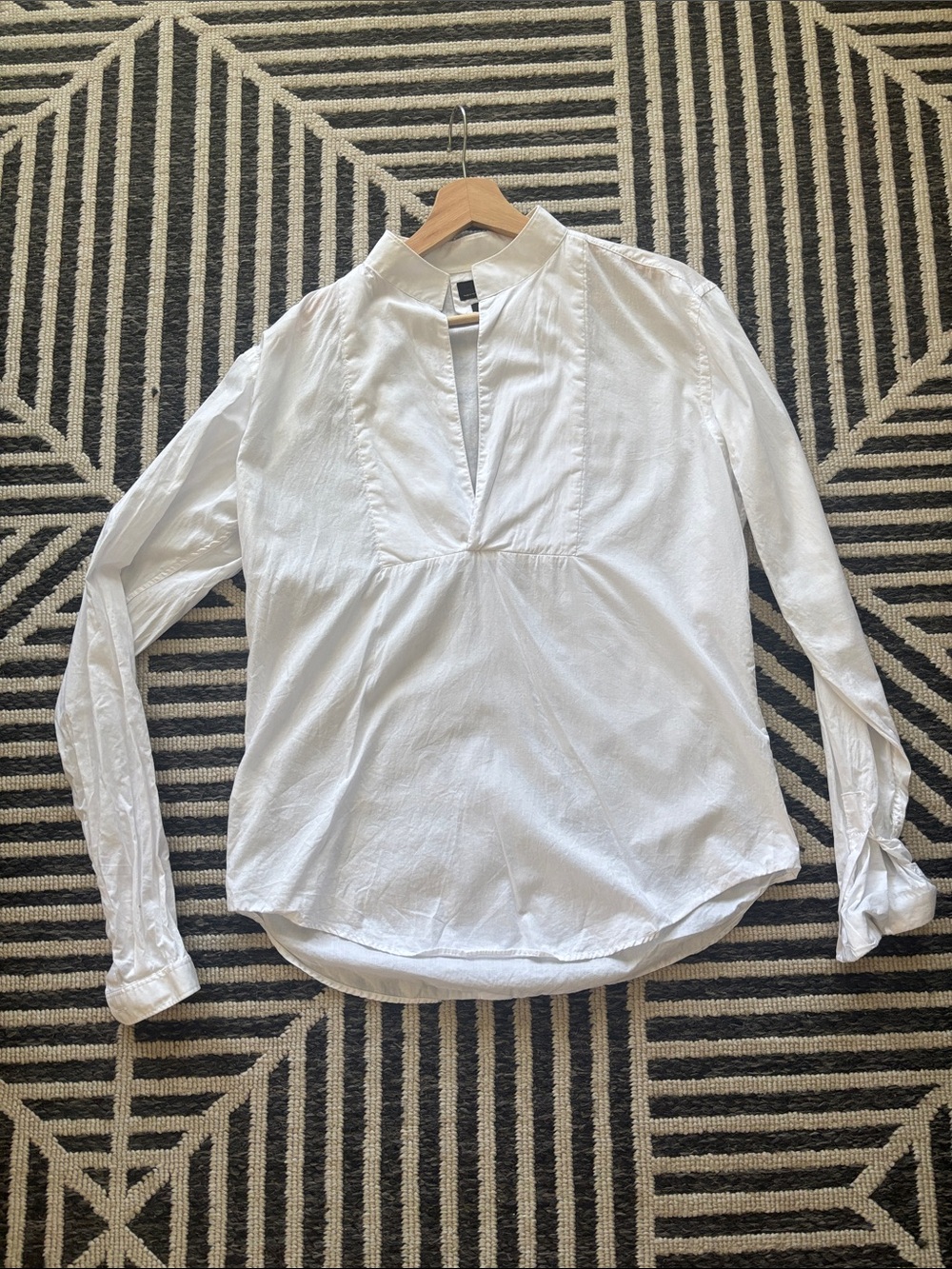 Zara White Long-Sleeve Split V Popover Shirt